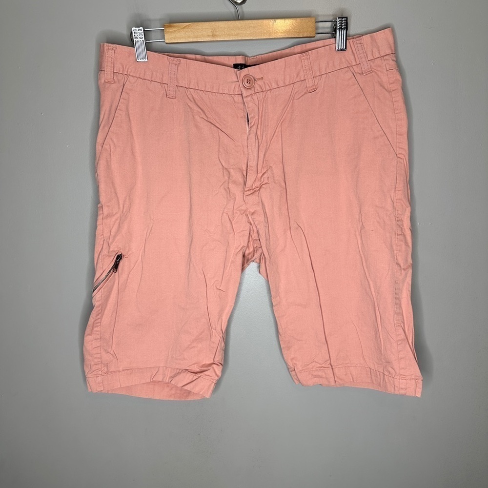Division E pink shorts